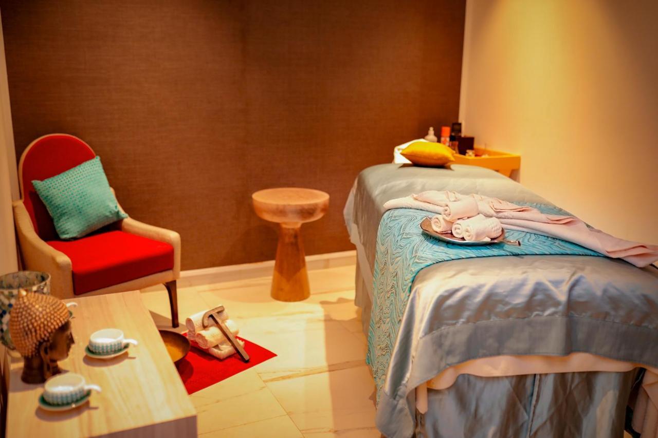 Welcomhotel By Itc Hotels, Racecourse, Κοϊμπατόρε Εξωτερικό φωτογραφία A massage bed